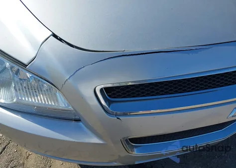 2010 Chevrolet Malibu Lt z USA, uszkodzony, nr VIN 1G1ZC5E05AF183410